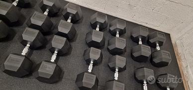 SET COMPLETO MANUBRI GOMMATI HEX  DA 2,5 A 25 KG