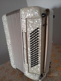 Fisarmonica 80 bassi