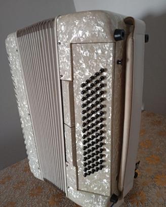 Fisarmonica 80 bassi