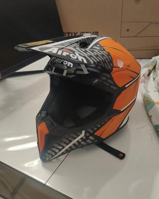 CASCO AIROH TAGLIA M