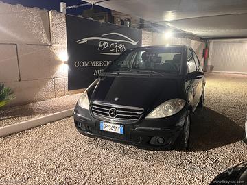 MERCEDES-BENZ A 180 CDI Avantgarde Edition 10