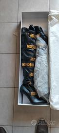 stivali MOSCHINO