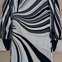 Abito fantasia Richard Allan con scollo a barca