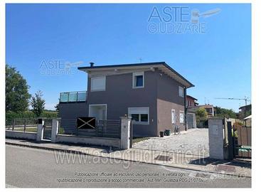 Villa o villino Volta Mantovana [A4345800]
