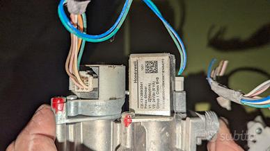 Valvola gas Vaillant MAG IT 14-2/0 H R1