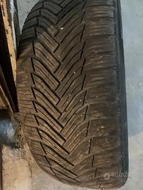 Gomme 215/60 r16 su cerchi in lega