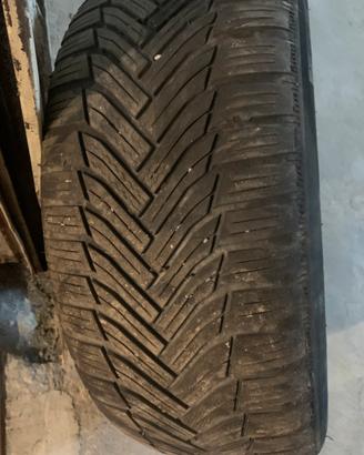 Gomme 215/60 r16 su cerchi in lega