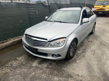 Mercedes c220 646811