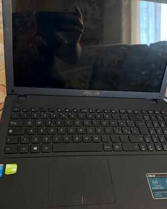 Asus F552M