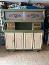 Credenza della nonna anni 50.