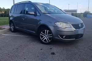 Volkswagen Touran 2.0 diesel 