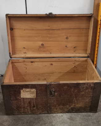 Bauli antichi in legno