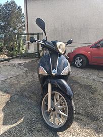 PIAGGIO LIBERTY 50cc  (2 TEMPI !!)