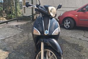 PIAGGIO LIBERTY 50cc  (2 TEMPI !!)