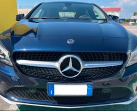 (A F F A R E) Mercedes CLA 2.2D 4Matic Executive