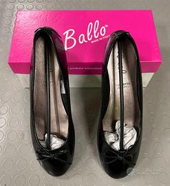 Ballerine in vernice nere