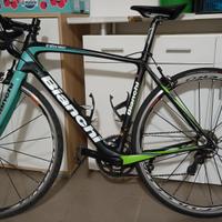 Bici da Corsa 105 11v- Bianchi - Carbonio CREPATO