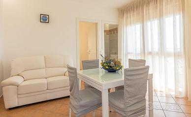 VISTA&MAREA80 m. Con PISCINE E PARCHEGGIO