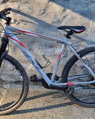 MTB SKL Invader 26"-freni a disco-ottime condizion