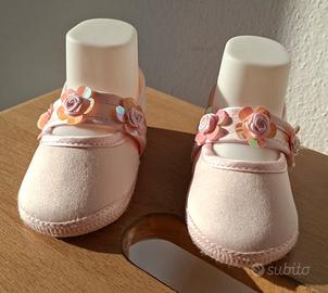 Scarpine ballerine neonata con fiorellini
