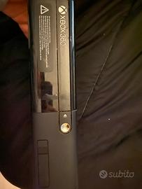 XBOX360 + stock giochi + 4 controller