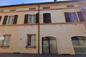 Immobile in asta di 322 m² con 4 locali a Forlì
