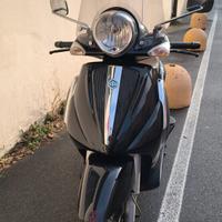 Piaggio Beverly 300 Tourer i.e