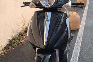 Piaggio Beverly 300 Tourer i.e