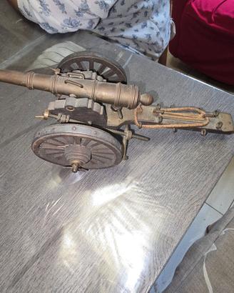 miniatura antica cannone