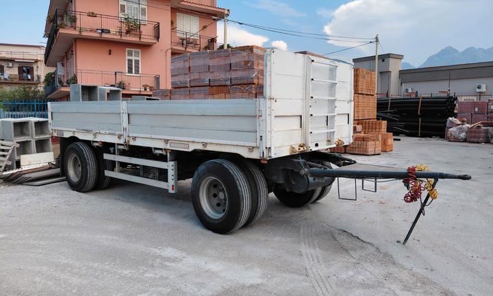 Rimorchio 2 assi viberti