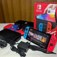Nintendo Switch OLED + custodie
