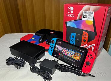 Nintendo Switch OLED + custodie