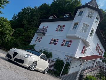 Alfa mito quadrifoglio