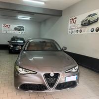 Alfa Romeo Giulia 2.2 180 CV AT8 Business Sport La