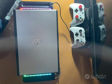 PC Portatile Dell - inteli5, 8GB RAM, 223GB SSD.