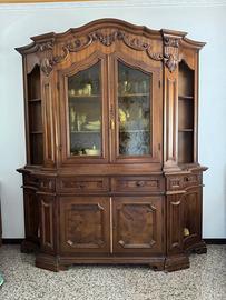Credenza vetrina in legno massello noce