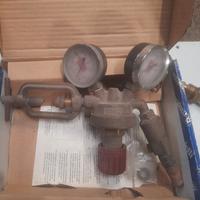 Riduttore di pressione per acetilene