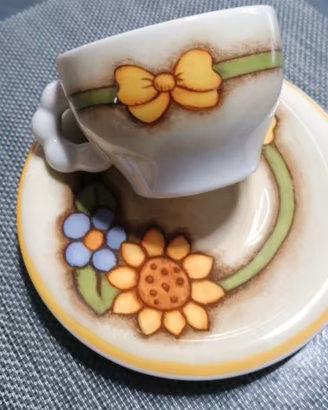 set 4 Tazze da té in porcellana Thun 