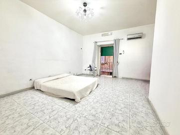 3 LOCALI A NAPOLI