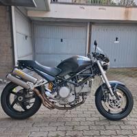 Ducati Monster s2r dark