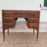 Scrivania antica