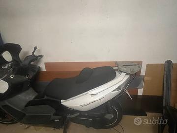 Scooter 300