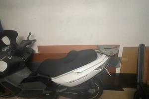 Scooter 300