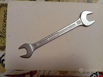 Chiave inglese a forchetta