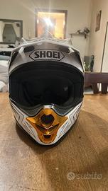 Casco motocross SHOEI