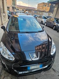 Peugeot 308 1.6 8V e-hdi 112cv 5P A.C. 2011 Diesel