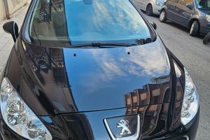 Peugeot 308 1.6 8V e-hdi 112cv 5P A.C. 2011 Diesel