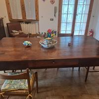 Tavolo in arte povera con 6 sedie