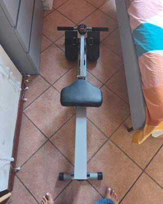 Vogatore per allenamento da casa
