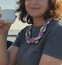 Collana statement design lilla e acciaio 